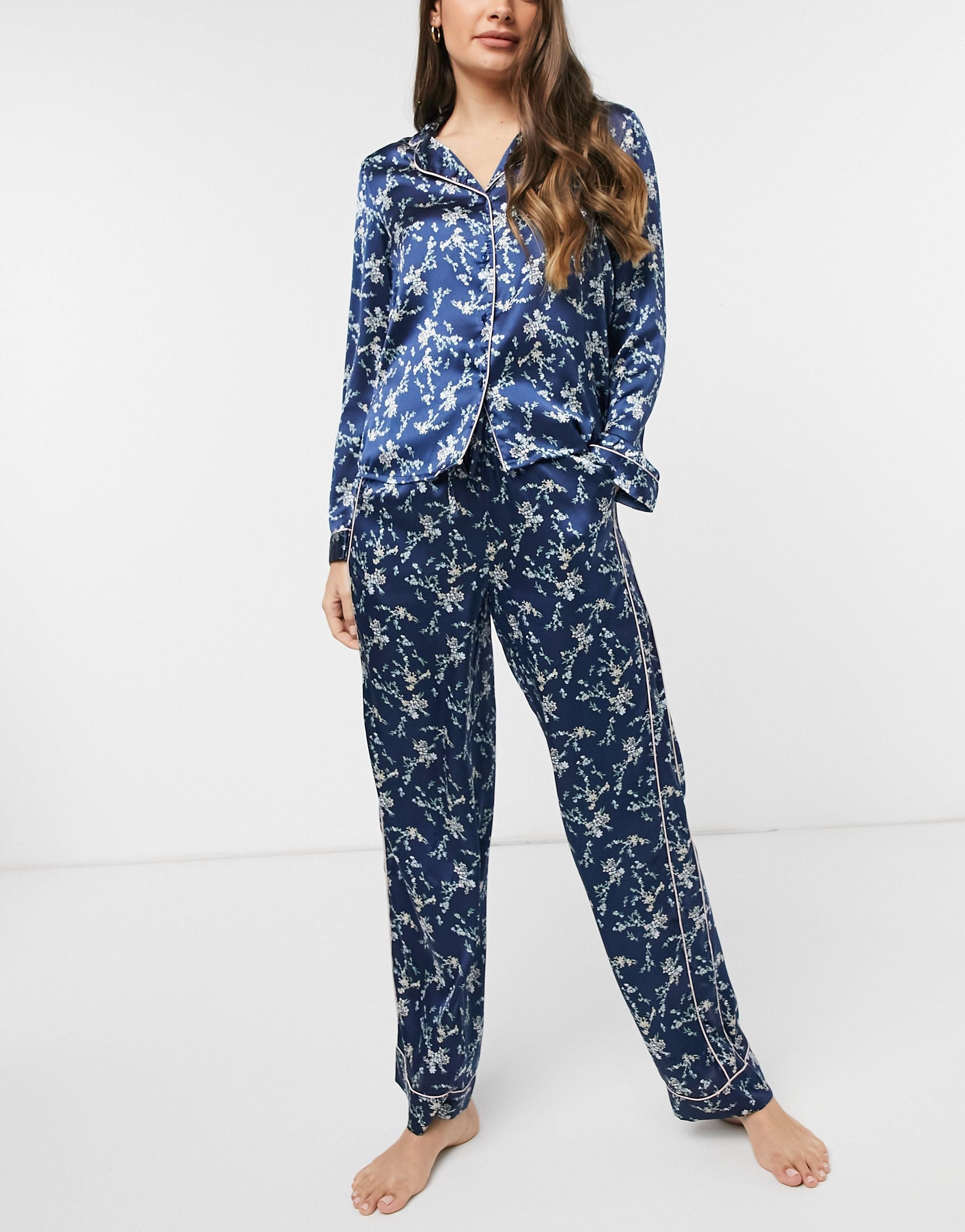 Navy Blue Color Digital Abstract Printed loungewear/Nightsuit For Women With Pants.