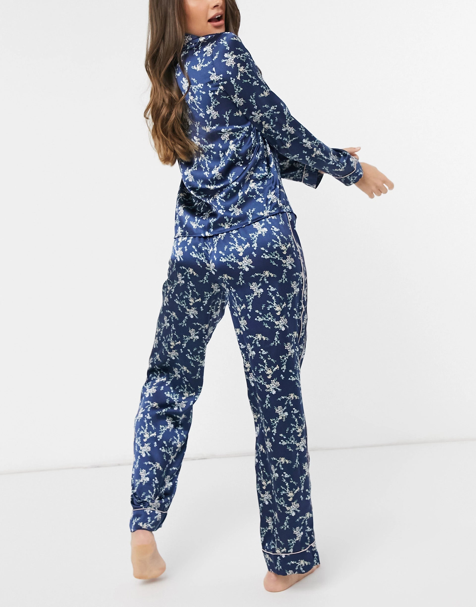 Navy Blue Color Digital Abstract Printed loungewear/Nightsuit For Women With Pants.