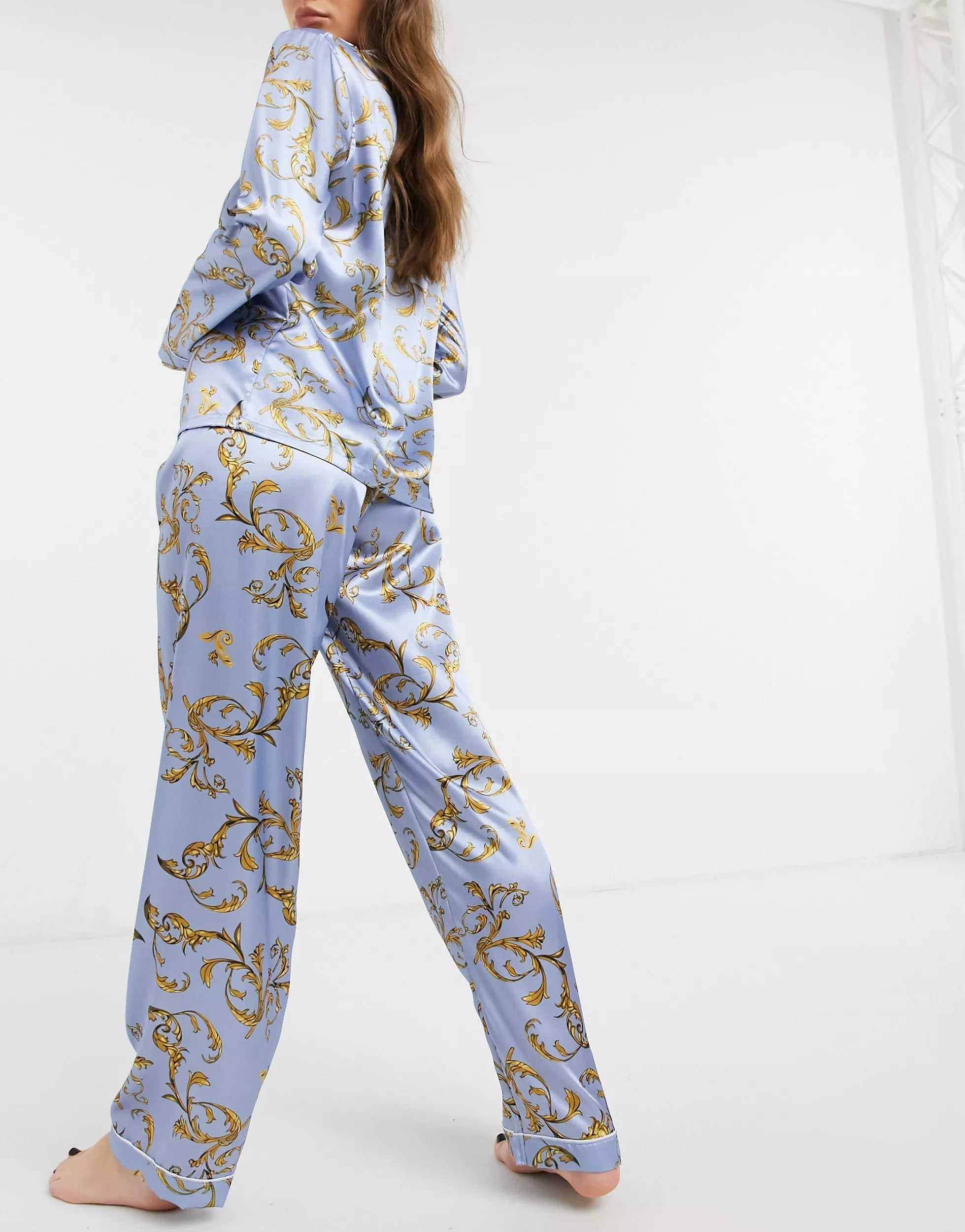 Lavender Color Digital Abstract Printed loungewear/Nightsuit For Women With Pants.